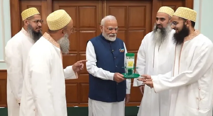 വഖഫ് ഭേദഗതി നിയമം ; മോദി സർക്കാരിന് നന്ദി പറയാനെത്തി ദാവൂദി ബോറ സമുദായത്തിലെ പ്രതിനിധി സംഘം