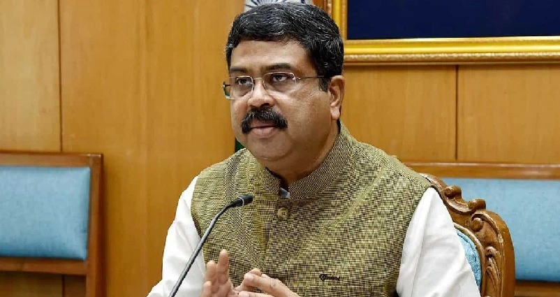 രാഹുൽ ഗാന്ധി വിഡ്ഢിയും അഹങ്കാരിയും ഫ്യൂഡലും ; രൂക്ഷമായി വിമർശിച്ച് ധർമ്മേന്ദ്ര പ്രധാൻ