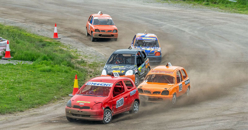 മോട്ടോർ റേസിംഗിനിടെ അപകടം; മരിച്ച 13 കാരിയുടെ പേര് പുറത്തുവിട്ടു car racing accident