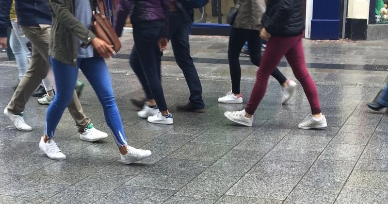 അയർലന്റിലെ പിന്നാക്ക മേഖലകളിൽ തൊഴിലില്ലായ്മ നിരക്ക് കുറഞ്ഞതായി പഠനം walking