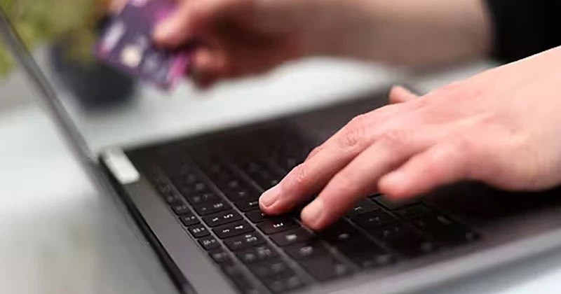 പ്രണയം നടിച്ച് തട്ടിപ്പ്; യുവതിയ്ക്ക് നഷ്ടമായത് 17,700 യൂറോ fraud