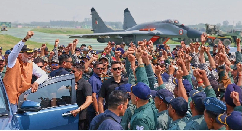 ഇനി വിരൽ അനക്കിയാൽ പോലും വീട്ടിൽ കയറി തീർക്കും : പാക് ഭീകരർക്ക് താക്കീതുമായി നരേന്ദ്രമോദി