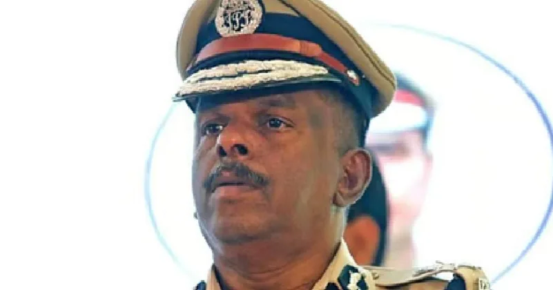 അജിത് കുമാറിന്റേത് ഗുരുതര വീഴ്ച, പൂരം കലങ്ങിയിട്ടും ഇടപെട്ടില്ല: നടപടി വേണമെന്ന് ആഭ്യന്തര സെക്രട്ടറി