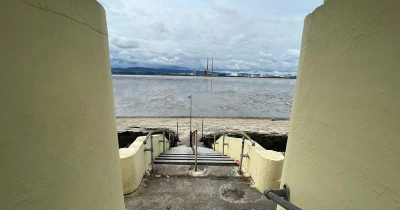 ഡോളിമൗണ്ട് സ്ട്രാൻഡിൽ നീന്തുന്നതിന് നിരോധനം dolly mount strand