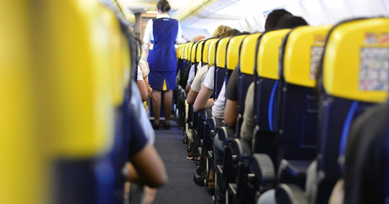 വൈകല്യമുള്ള യാത്രികന് സീറ്റ് നിഷേധിച്ചു; 7,500 യൂറോ വിമാനക്കമ്പനി നഷ്ടപരിഹാരം നൽകണമെന്ന് ഉത്തരവ് flight
