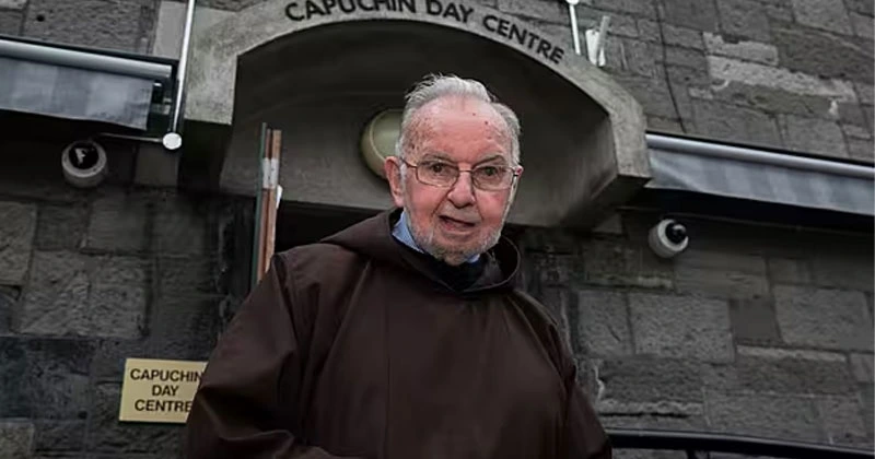 കപ്പൂച്ചിൻ ഡേ സെന്റർ സ്ഥാപകൻ ബ്രദർ കെവിൻ ക്രോളി അന്തരിച്ചു kevin