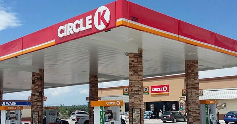 ജീവനക്കാരനോട് “ബി എ മാൻ” എന്ന് മാനേജർ; 1000 യൂറോ നഷ്ടപരിഹാരം നൽകാൻ ഉത്തരവ്