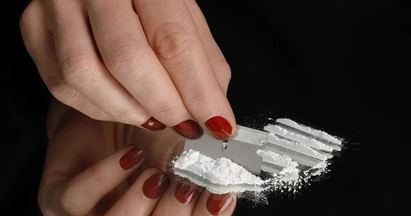 കൊക്കെയ്ൻ ഉപയോഗം; ചികിത്സ തേടുന്ന സ്ത്രീകളുടെ എണ്ണത്തിൽ വർദ്ധന cocaine