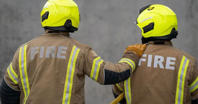 ഭവനപദ്ധതിയ്ക്കായി കണ്ടുവച്ച കെട്ടിടം കത്തിനശിച്ചു fire and rescue