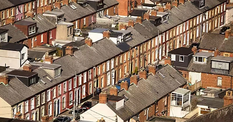 എല്ലാവർക്കും വീട്; ഭവന പ്രതിസന്ധി പരിഹരിക്കാൻ അരയും തലയും മുറുക്കി സർക്കാർ house