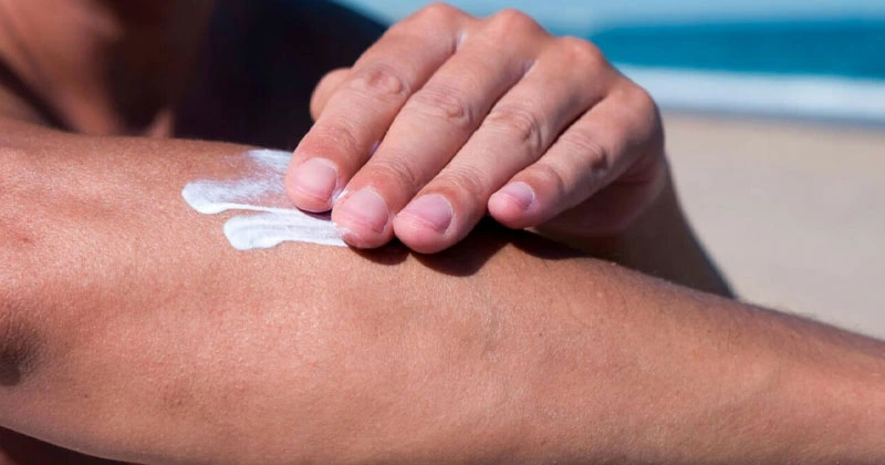 പാർക്കുകളിൽ എത്തുന്നവർക്ക് ഇന്ന് മുതൽ സൗജന്യ സൺസ്ക്രീൻ sunscreen