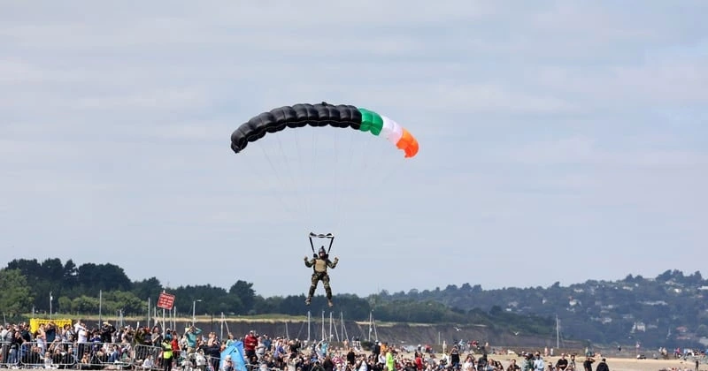 വാർഷിക ബ്രേ വ്യോമ പ്രദർശനം; പങ്കാളികളായത് 40,000ത്തോളം പേർ air display