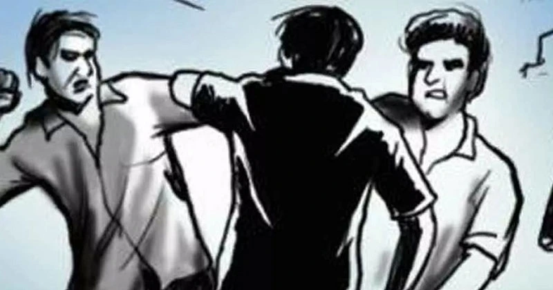 എവിടെ നിന്നാണെന്ന് ചോദിച്ചു; പിന്നാലെ മർദ്ദനം; വടക്കൻ അയർലൻഡിൽ മലയാളികൾക്ക് നേരെ ആക്രമണം attack indian