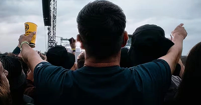 സമ്മറിൽ ‘കൂളാകാൻ’ ചിലവിട്ടത് 7.2 മില്യൺ യൂറോ; വ്യാപാരികൾക്ക് നേട്ടം august