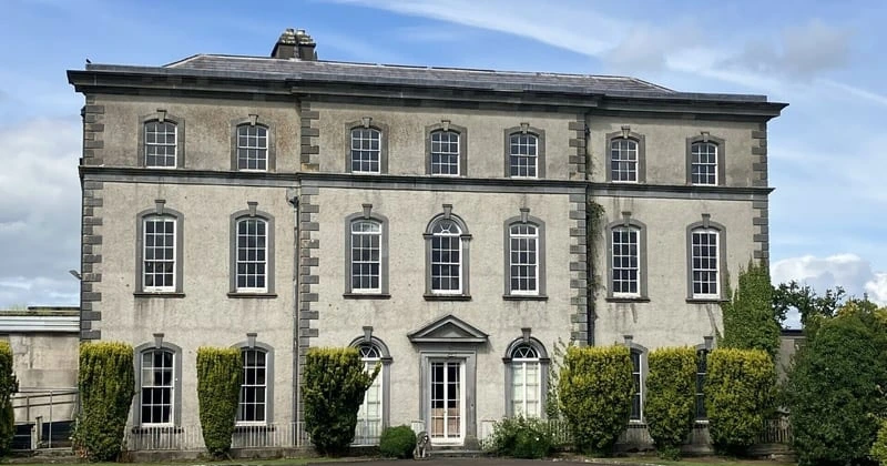 ടിപ്പററിയിലെ ഡണ്ട്രം ഹൗസ് അടച്ച് പൂട്ടും; 48 ജീവനക്കാർക്ക് തൊഴിൽ നഷ്ടം dundrum house