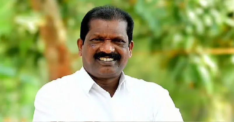 പുലി നഖം കെട്ടി നടന്നവരും, ആനക്കൊമ്പ് കൊണ്ടുപോയവരും നമുക്ക് മുന്നിൽ ഉണ്ട് ; അവർക്കൊന്നുമില്ലാത്ത നിയമമാണ് വേടന് ; പിന്തുണച്ച് മന്ത്രി ഒ ആർ കേളു