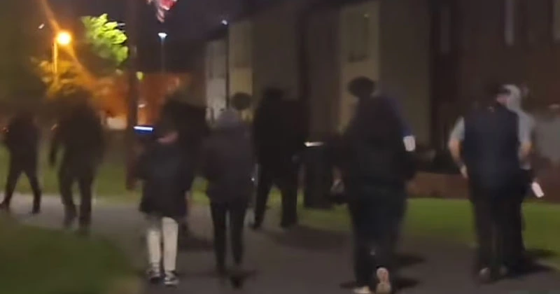 രാത്രിയിൽ സംഘം ചേർന്ന് പട്രോളിംഗ്; ജനങ്ങൾക്ക് ജാഗ്രതാ നിർദ്ദേശം patroling