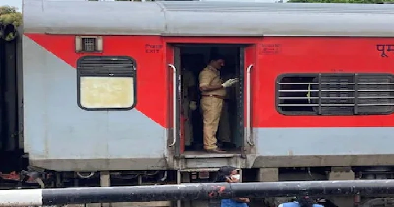 ധന്ബാദ്-ആലപ്പുഴ ട്രെയിനിന്റെ ടോയ്ലറ്റില് നവജാത ശിശുവിന്റെ മൃതദേഹം കണ്ടെത്തി