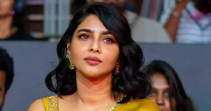 ആ നിഷ്കളങ്കമായ സന്തോഷങ്ങൾക്ക് വേണ്ടി സോഷ്യൽ മീഡിയ ഉപയോഗം അവസാനിപ്പിക്കുന്നു ; ഐശ്വര്യ ലക്ഷ്മി