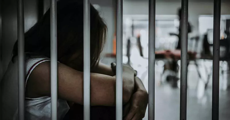 അമേരിക്കയുടെ നാടുകടത്തൽ ഭീഷണി നേരിട്ട് ഐറിഷ് വനിത irish jail