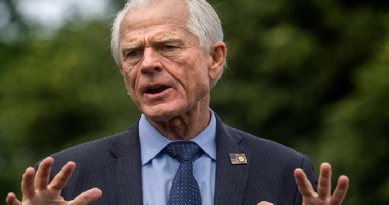 ‘ബ്രാഹ്മണർ’ ഇന്ത്യക്കാരെ ചൂഷണം ചെയ്ത് ലാഭം കൊയ്യുന്നു, നമ്മൾ അത് നിർത്തണം ; ട്രംപിന്റെ സഹായി നവാരോ