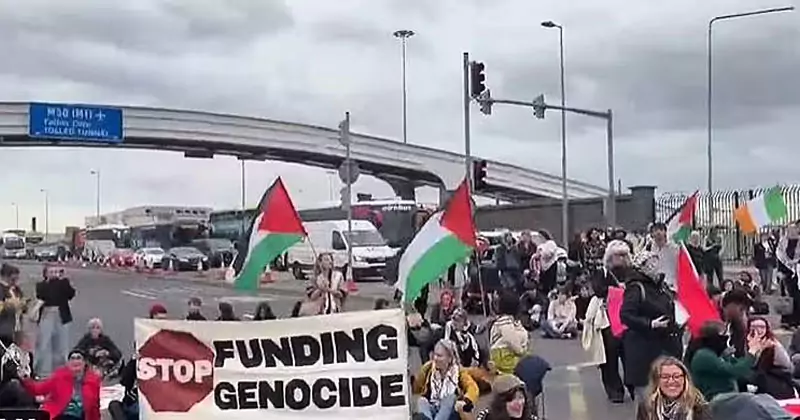 പലസ്തീൻ അനുകൂല പ്രതിഷേധം; ഡബ്ലിൻ തുറമുഖവും ടണലും തുറന്നു gaza protest