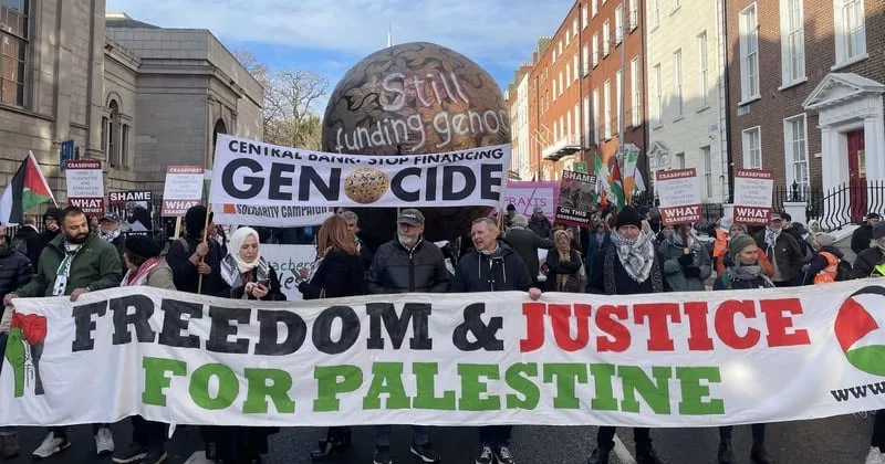 ആഗോള ഐക്യദാർഢ്യ ദിനം; ഡബ്ലിനിലെ പലസ്തീൻ അനുകൂല റാലിയിൽ പങ്കെടുത്തത് പതിനായിരങ്ങൾ palastine