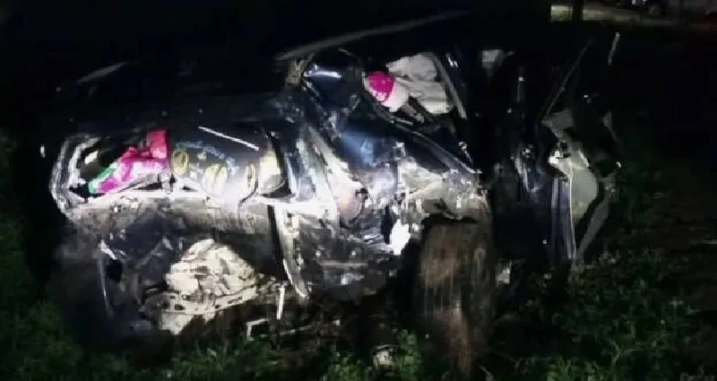 രാമനാഥപുരത്ത് കാർ അപകടം ; അഞ്ച് മരണം, മരിച്ചത് ശബരിമല ദർശനം കഴിഞ്ഞ് മടങ്ങിയവർ