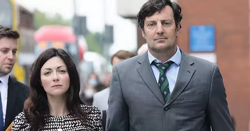 ഗർഭസ്ഥശിശുവിനെ അലസിപ്പിക്കേണ്ടിവന്ന സംഭവം; മാപ്പ് പറഞ്ഞ് എച്ച്എസ്ഇ couples