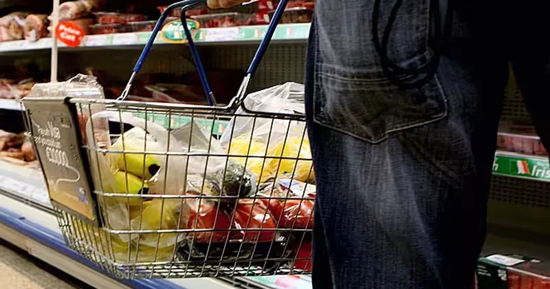 3 ശതമാനവും കടന്ന് വിലക്കയറ്റം; പിടിവിട്ട് ഭക്ഷ്യ, ഊർജ്ജ വിലകൾ supermarkt