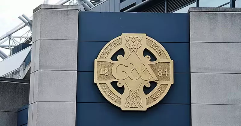 അലയൻസുമായുള്ള കരാർ; ജിഎഎ ആസ്ഥാനത്തിന് മുൻപിൽ പ്രതിഷേധം gaa headquarters