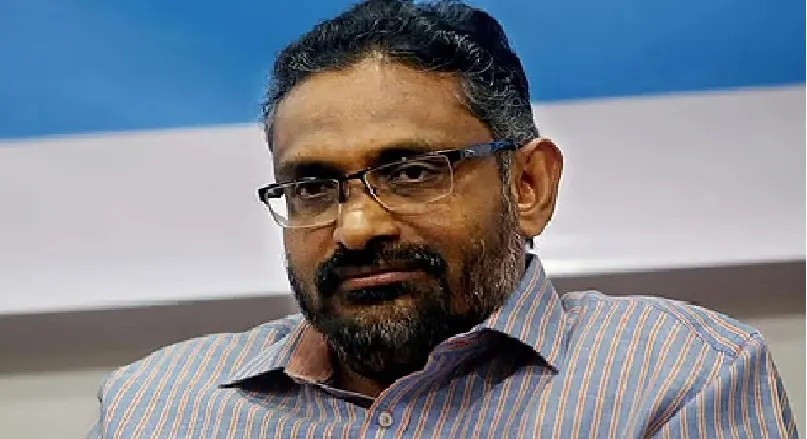 ‘ആ ബെന്യാമിൻ ഞാൻ അല്ല, ഇത്തരം വാർത്തകൾ കൊണ്ട് ഇതുവഴി വരല്ലേ’ ; പോസ്റ്റുമായി ബെന്യാമിൻ