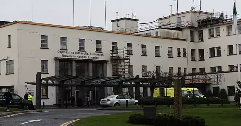 കിടക്ക ക്ഷാമം; യുഎച്ച്എല്ലിൽ കിടക്കകൾ ലഭിക്കാത്ത രോഗികളുടെ എണ്ണം 100 കടന്നു limerick university hospital