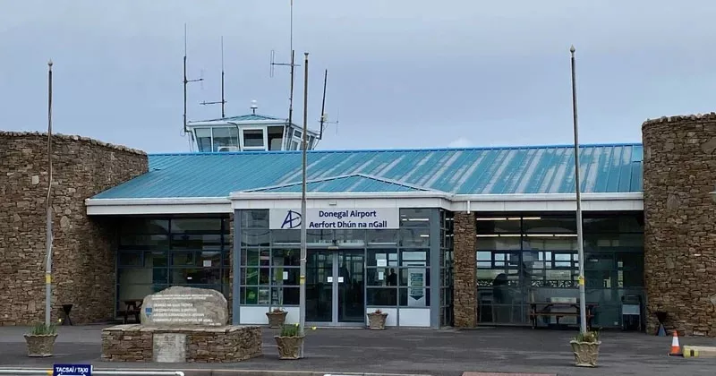 ഡബ്ലിനും ഡൊണഗലിനും ഇടയിലുള്ള പിഎസ്ഒ വിമാന സർവീസിലെ മാറ്റം; ആശങ്ക പ്രകടമാക്കി സൈമൺ ഹാരിസ് donegal airport