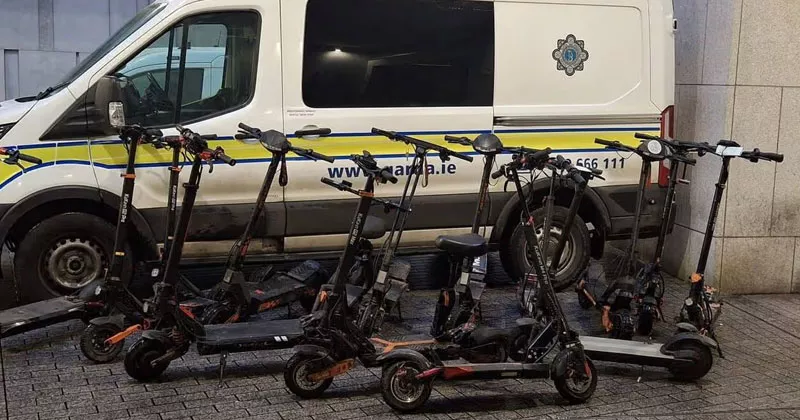 ഇ-സ്കൂട്ടർ വേട്ട തുടരുന്നു; പിടികൂടിയത് 15 വാഹനങ്ങൾ e scooter jj