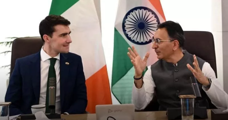 ഇന്ത്യയ്ക്കും അയർലൻഡിനും ഇടയിൽ വിമാന സർവ്വീസ്; വിമാനക്കമ്പനികളുമായി ചർച്ച നടത്തി ജാക്ക് ചേമ്പേഴ്സ്