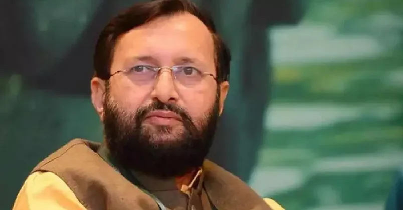 ‘ കേരളം ഒരു സംസ്ഥാനം മാത്രമാണ് , പ്രത്യേക രാജ്യമല്ല ‘ ; നേറ്റിവിറ്റി കാർഡ് ബില്ലിൽ സംസ്ഥാന സർക്കാരിനെതിരെ പ്രകാശ് ജാവദേക്കർ