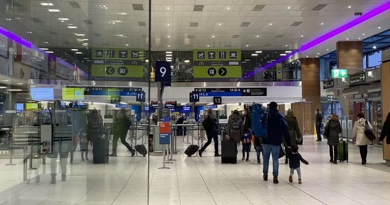 മിഡിൽ ഈസ്റ്റിലെ ആക്രമണം; റദ്ദാക്കിയത് 37 വിമാനങ്ങൾ dublin airport