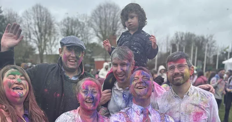 കോർക്കിൽ ഹോളി ആഘോഷം holly celebration