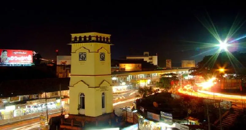 അഷ്ടമുടിക്കായലിന്റെ മണ്ണ് , കൊല്ലം നെഞ്ചേറ്റുന്നത് ആരെ ?