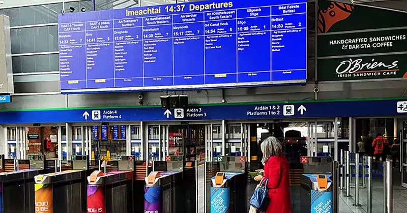 നടത്തിയത് 5,500 പേയ്മെന്റുകൾ; റെയിൽ ഐറാൻ നഷ്ടപരിഹാരമായി നൽകിയത് 1,50,000 യൂറോ railway station