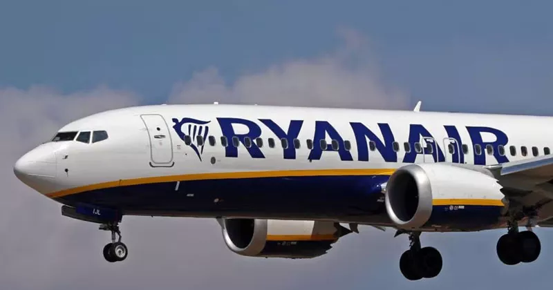 റയാൻഎയർ ക്രൂ അംഗത്തിന് മർദ്ദനം ryan air