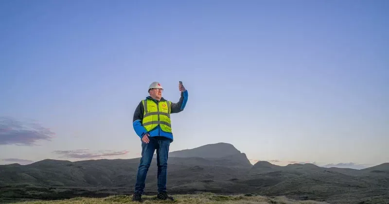സാറ്റ്ലൈറ്റ് വഴി ഫോണുപയോഗിച്ച് വീഡിയോ കോൾ; അയർലൻഡിൽ നടത്തിയ പരീക്ഷണം വിജയം vodafone video call