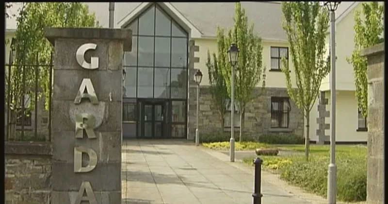 ലോംഗ്ഫോർഡിൽ വാഹനാപകടം; രണ്ട് യുവാക്കൾക്ക് പരിക്ക് garda longrord