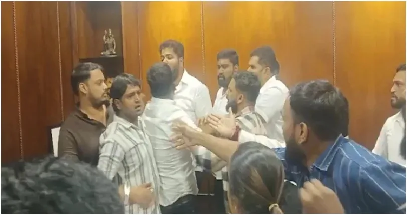കേന്ദ്രസർക്കാരിനെതിരെ പ്രതിഷേധം നടത്താൻ യോഗം ചേർന്നു ; ഒടുവിൽ തമ്മിൽ തല്ലി കർണാടക യൂത്ത് കോൺഗ്രസ് കമ്മിറ്റി