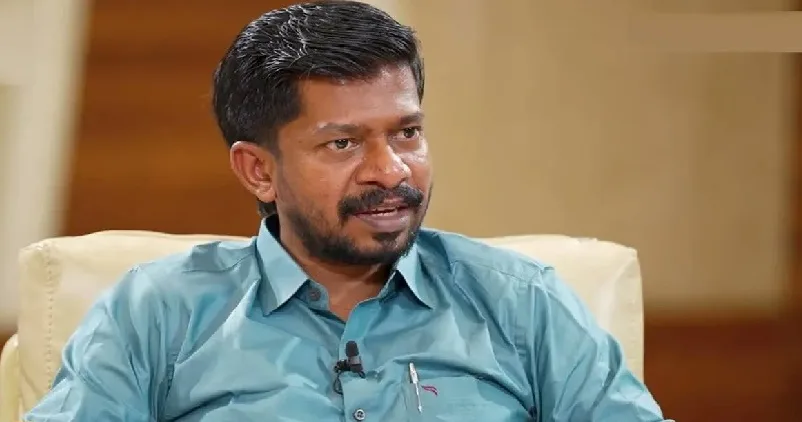 മുൻ കായിക മന്ത്രിയ്ക്ക് വേണ്ടി മെയിൽ ഇടപാടുകൾ നടത്തിയ ആമിറ ആരാണ് ? പിണറായിയുടെ അറിവോടെയായിരുന്നോ നീക്കങ്ങളെന്നും പരിശോധിക്കും