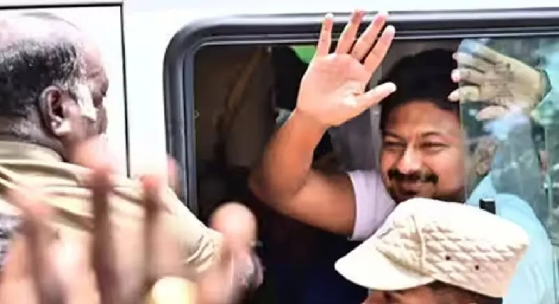 ‘ കെട്ടിച്ചമച്ച കേസിനെ ഞാൻ ഭയപ്പെടുന്നില്ല , നിയമപോരാട്ടങ്ങൾക്ക് തയ്യാർ ‘ ; ഉദയനിധി
